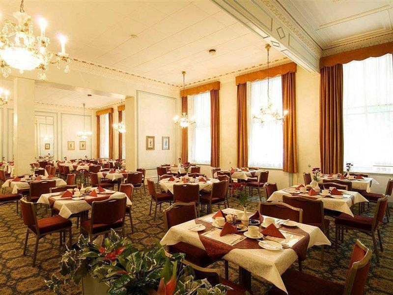 The Columbia Hotel London Kültér fotó